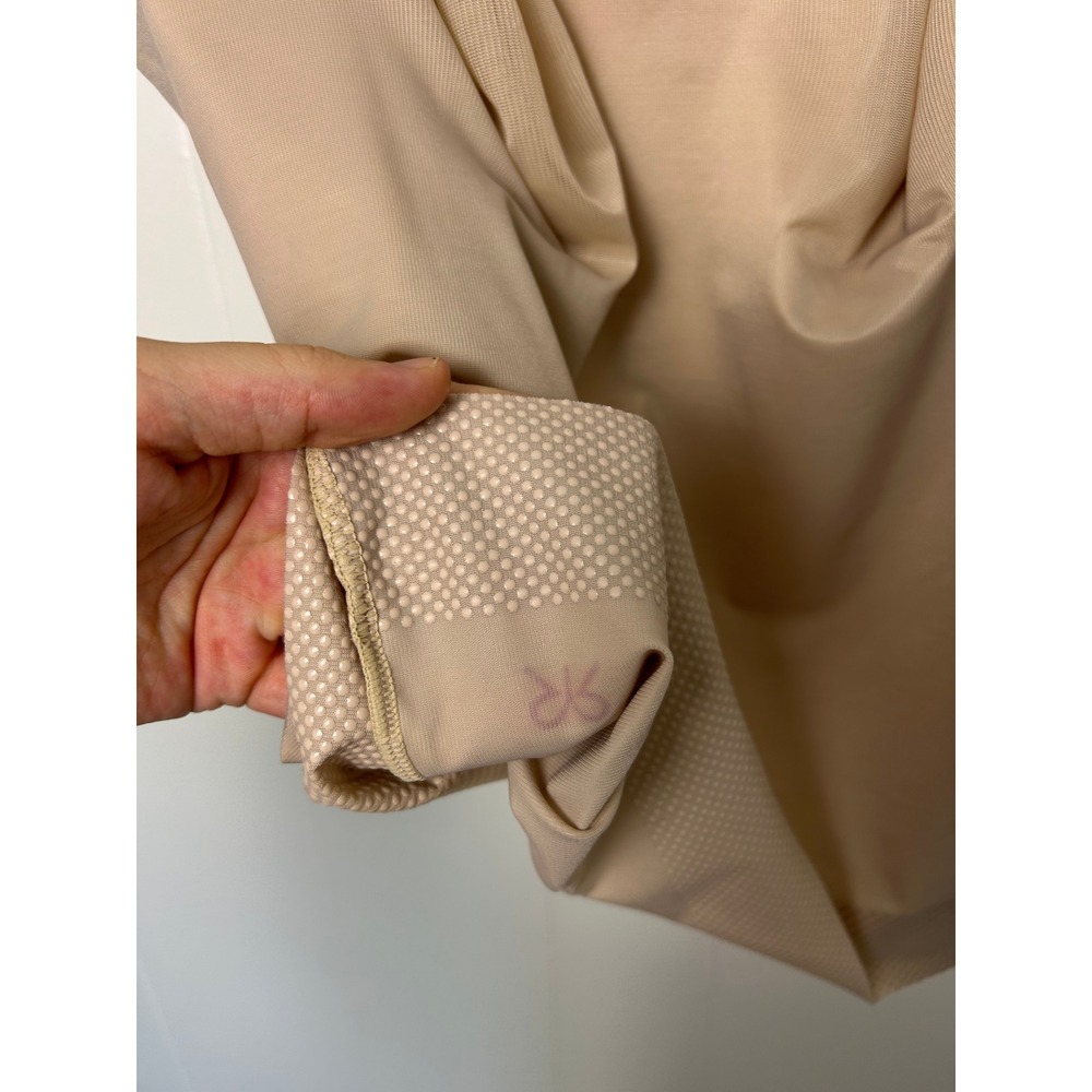 Ruby Ribbon Ultimate Cami 1816 Beige Nude Shapewear Camisole Size 44 compression - Picture 4 of 9